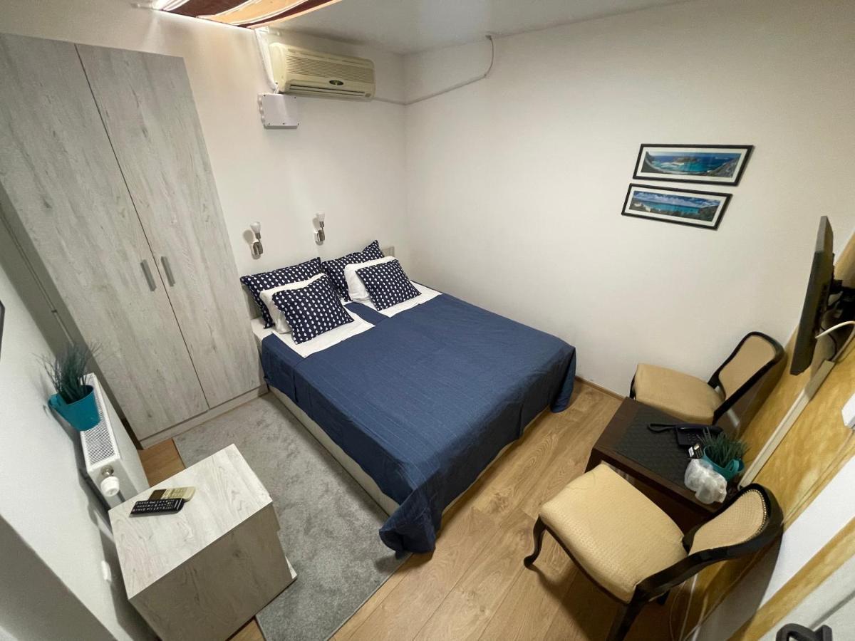 Tepic Garni Hotel Temerin Экстерьер фото