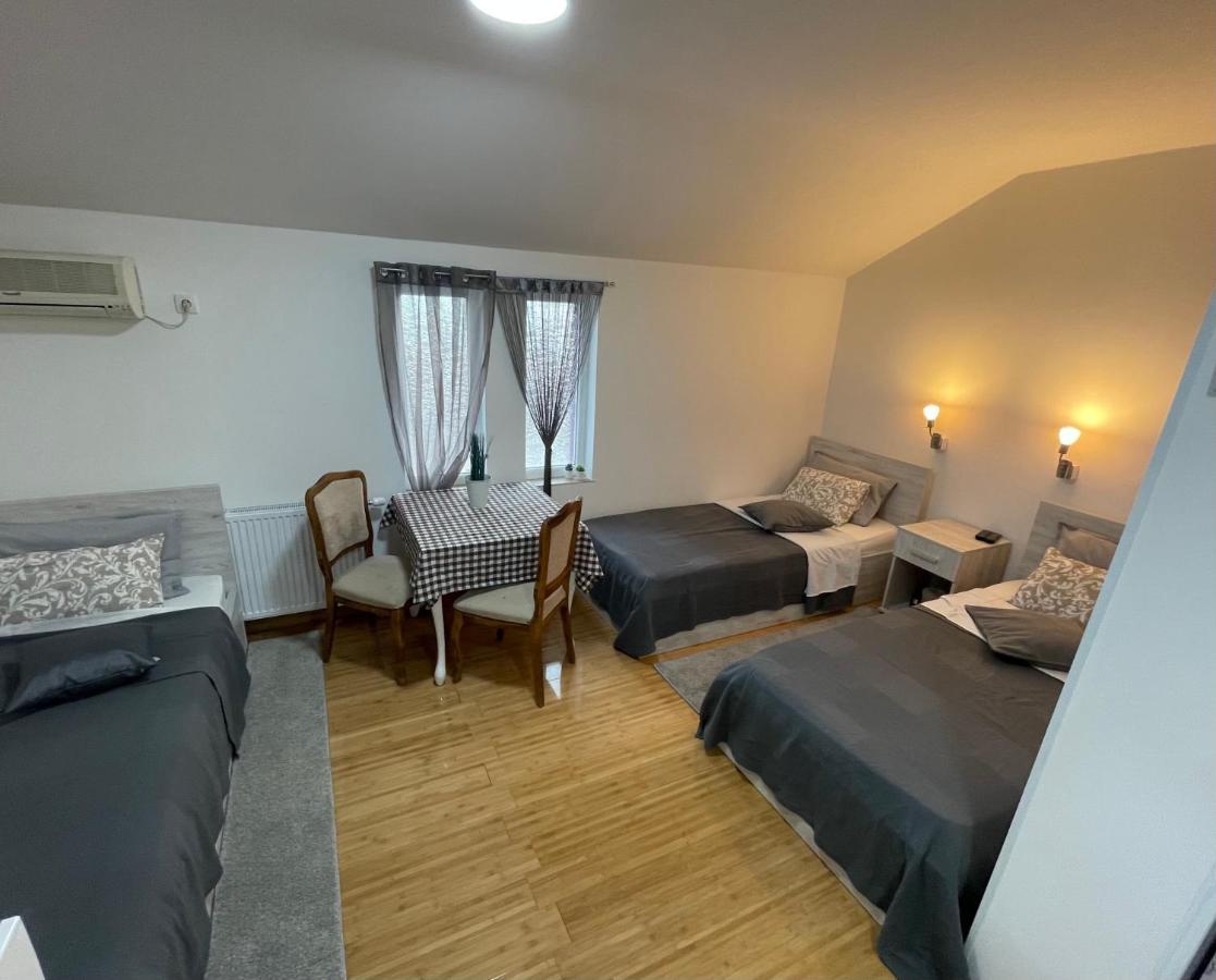 Tepic Garni Hotel Temerin Экстерьер фото
